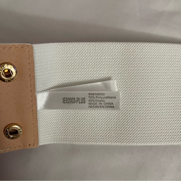 Plus size white PU leather lace up elastic waistband corset belt - Picture 7 of 10